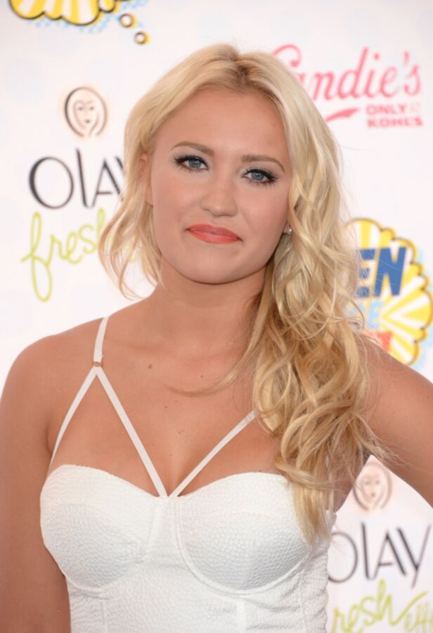 Free porn pics of Emily Osment in white 8 of 11 pics
