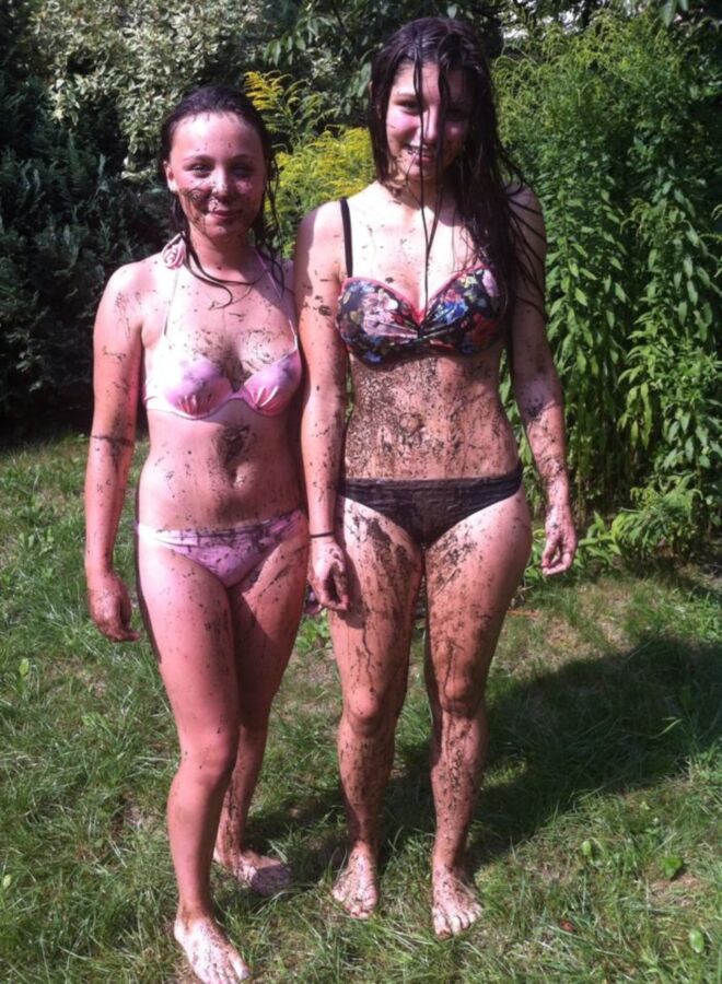 Free porn pics of My friends in mud 1 of 19 pics