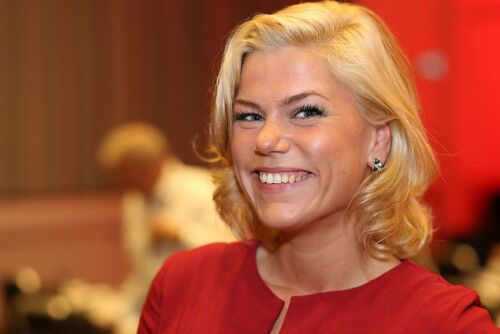 Free porn pics of Jette Christensen, Norwegian politician.  6 of 14 pics