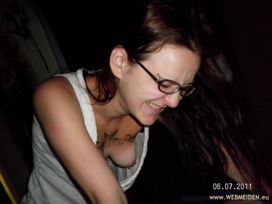 amateur nipple slip nude my georgous wife naked