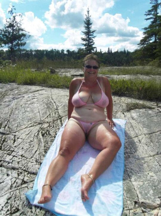 Free porn pics of Thick Mature exposed at the beach 5 of 23 pics