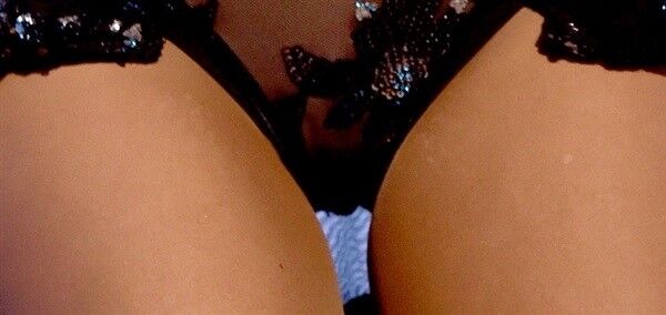 Free porn pics of Ariana Grande Pussy Slip 2 of 2 pics