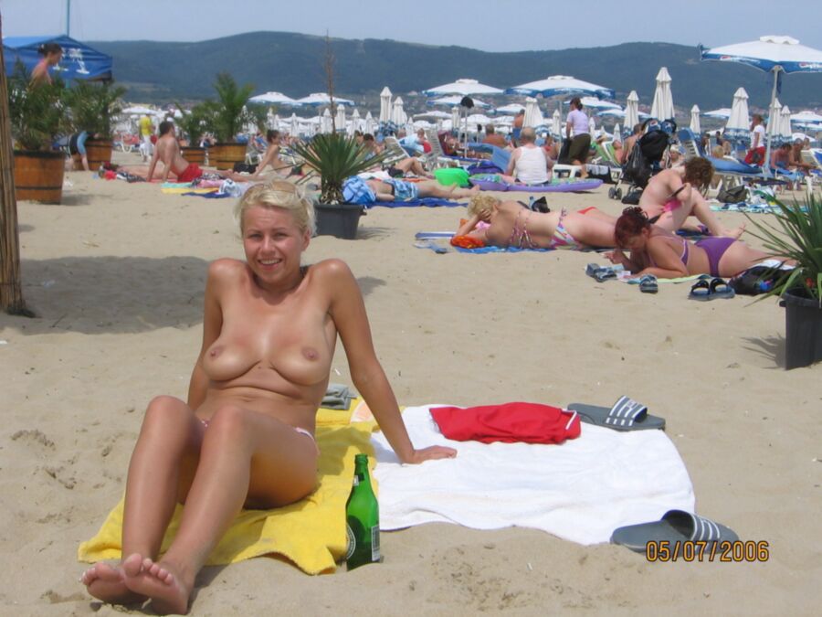 Free porn pics of Just real natural women... bikini beach bitches 19 of 60 pics