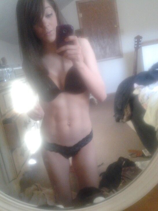 Free porn pics of UK Teen Lauren Getting Naked 5 of 14 pics