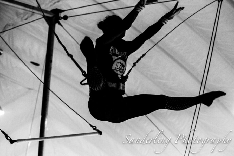 Free porn pics of Flexible stuntwoman gymnastics 13 of 44 pics