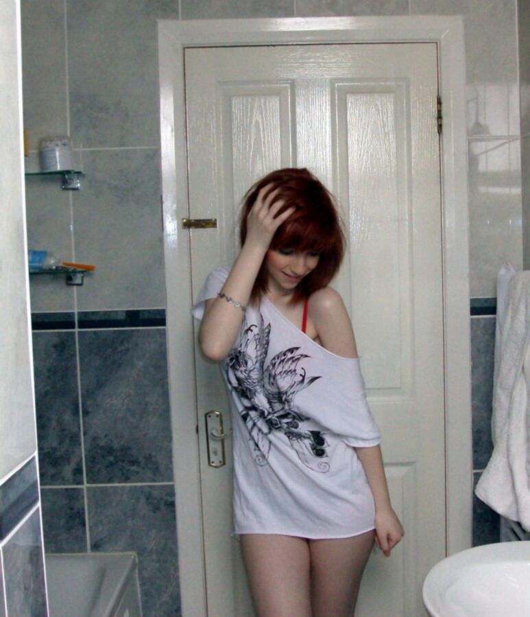 Redhead Amateur Teen Undressing And 116