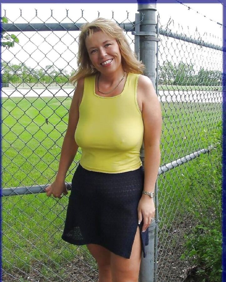 Free porn pics of Mature Outfit  6 of 31 pics