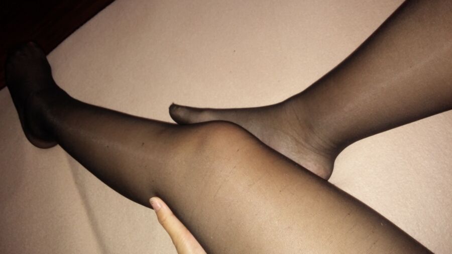 Free porn pics of Bitch send me her pantyhose pics for money 22 of 29 pics