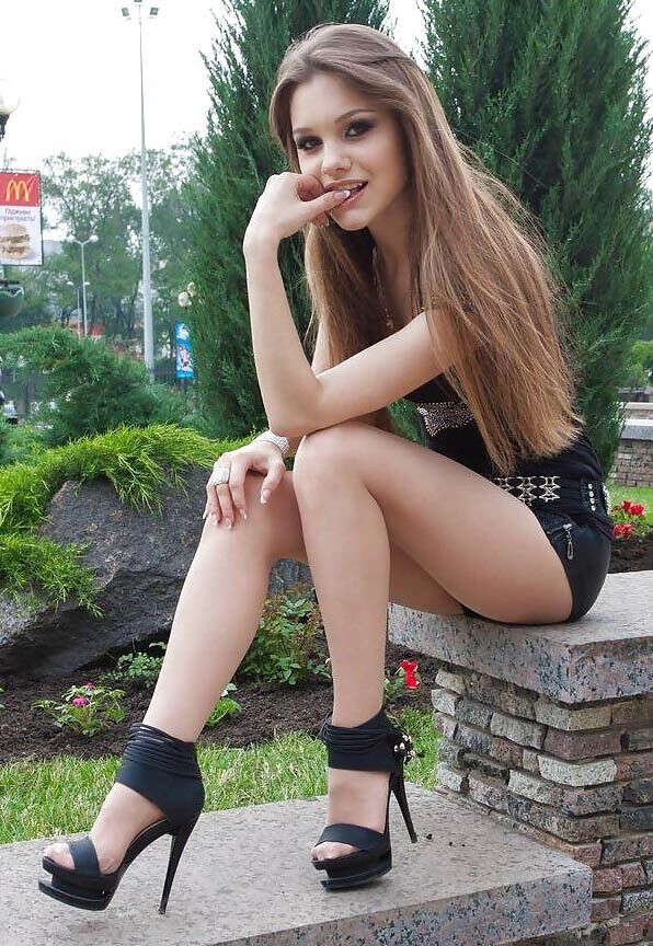 Free porn pics of BEAUTIFUL TEEN IN SEXY HIGH HEELS 10 of 24 pics