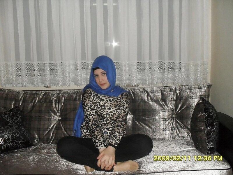 Free porn pics of Turkish hijab turban kevser nylon socks cum 4 of 8 pics