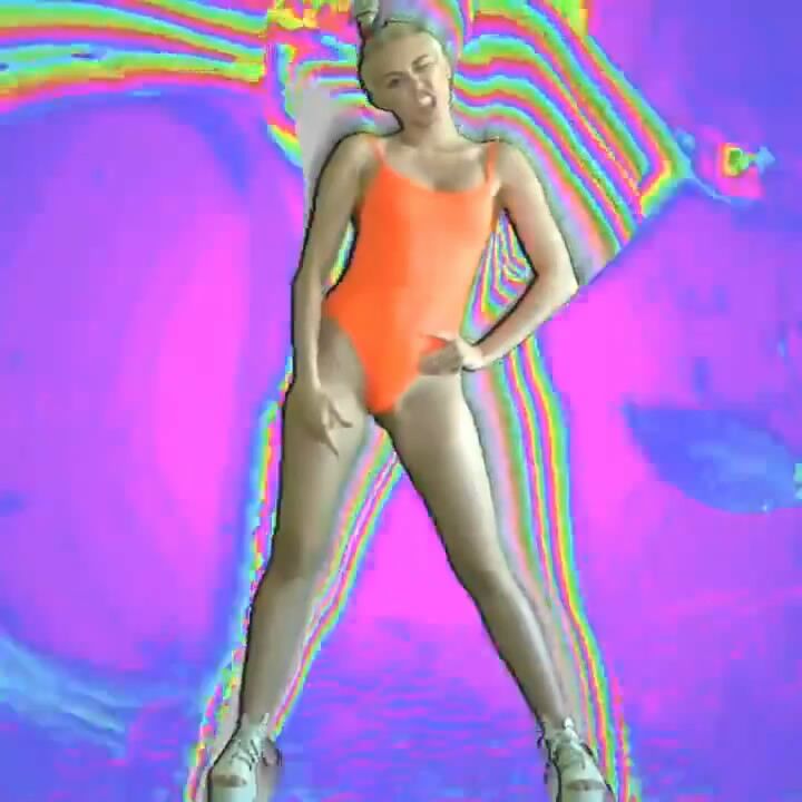 Free porn pics of Miley Cyrus sexy Vidoe Caps 11 of 32 pics