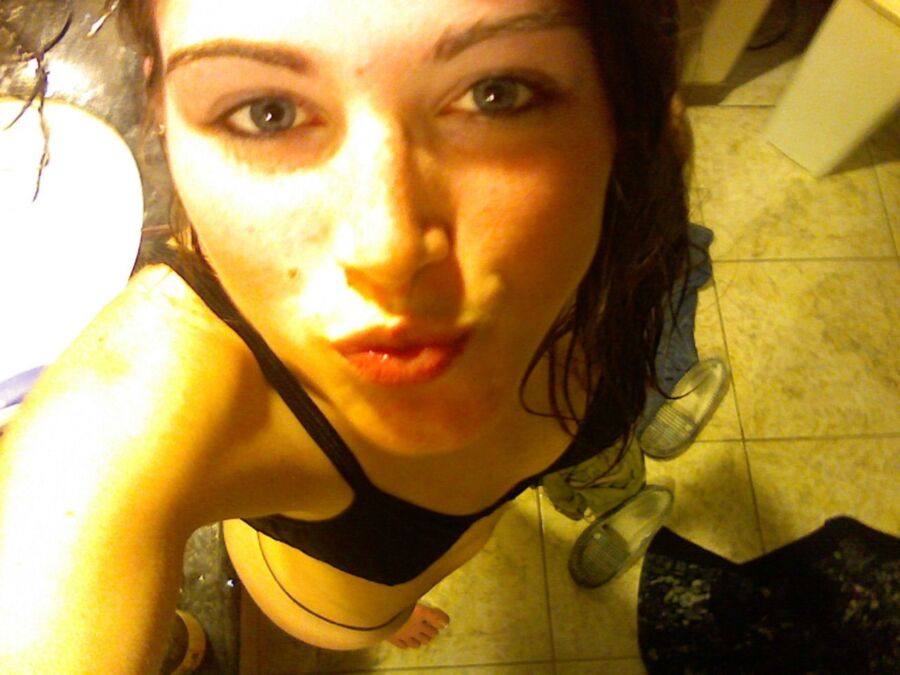 Free porn pics of Brunette Selfies 7 of 81 pics
