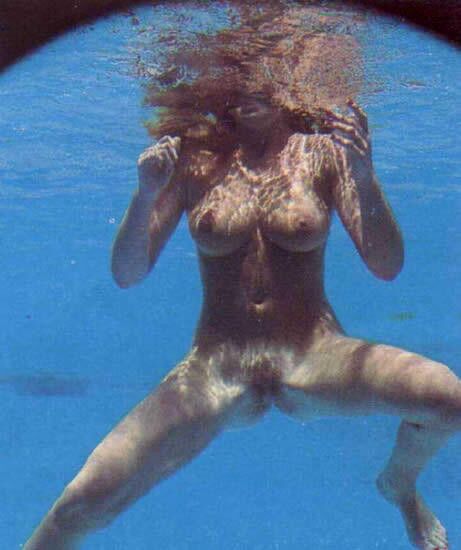 Free porn pics of Nude underwater 12 of 50 pics