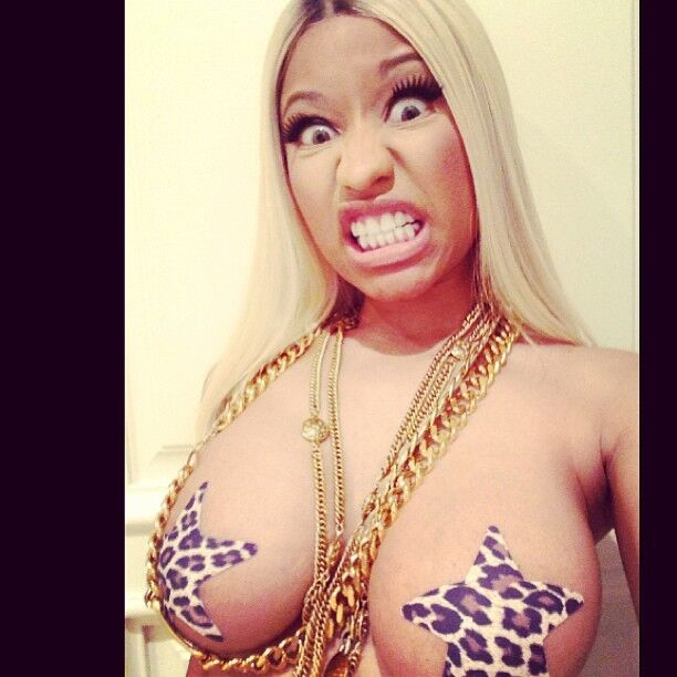 Free porn pics of Nicki Minaj and her amazing big boobs 2 of 70 pics