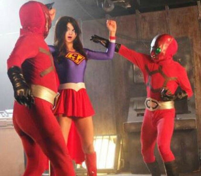 Free porn pics of Selena Gomez as superheroine Supergirl tentacle peril  2 of 5 pics