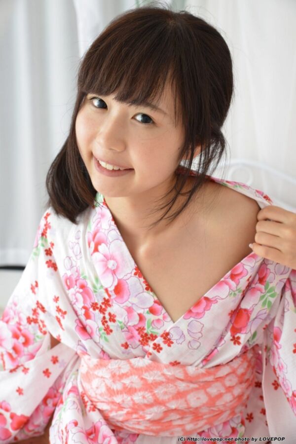 Free porn pics of Or would you prefer this young japanese in traditionnal kimono ? 12 of 66 pics
